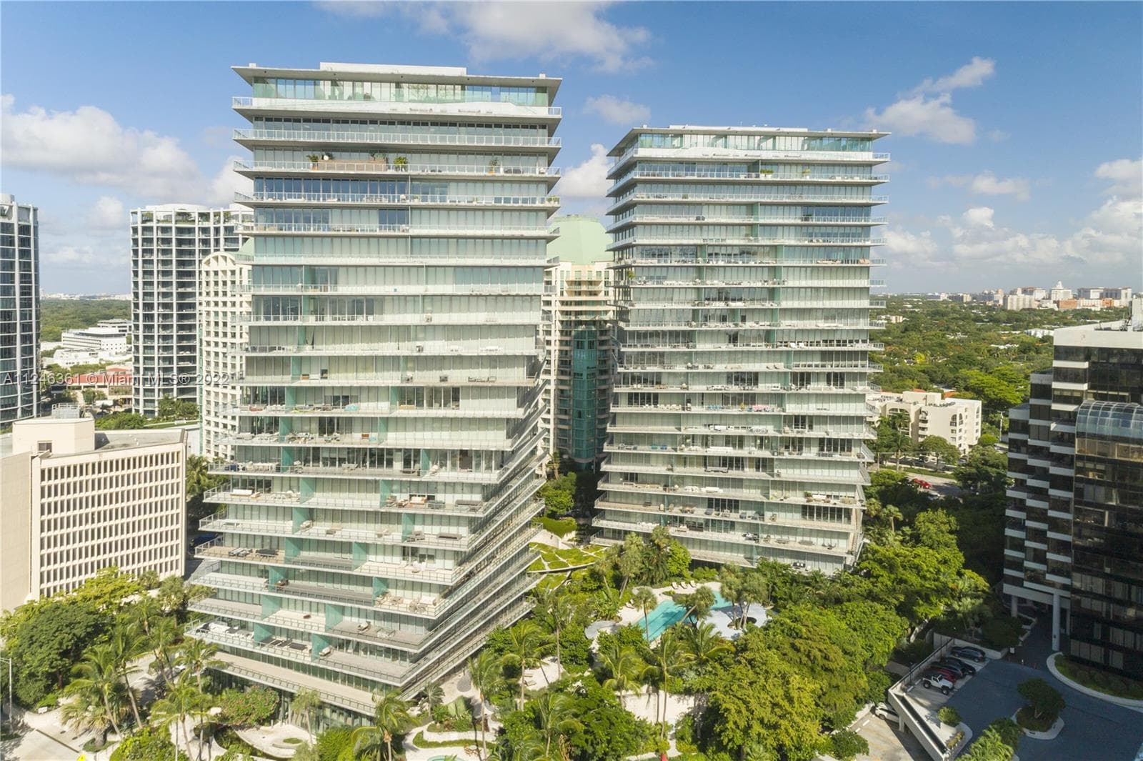 GROVE AT GRAND BAY North Tower